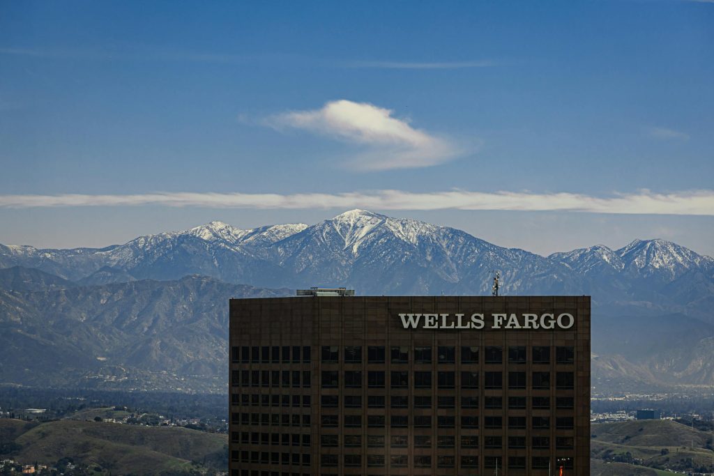Como Escolher o Cartão de Crédito Ideal: Comparativo entre JPMorgan Chase, Bank of America e Wells Fargo - como solicitar cartão de credito online Estados Unidos