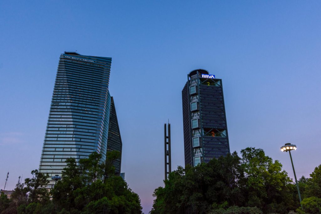 Como Solicitar um Cartão de Crédito Online: Comparativo entre Banamex, BBVA e Santander no México - como solicitar cartão de credito online México